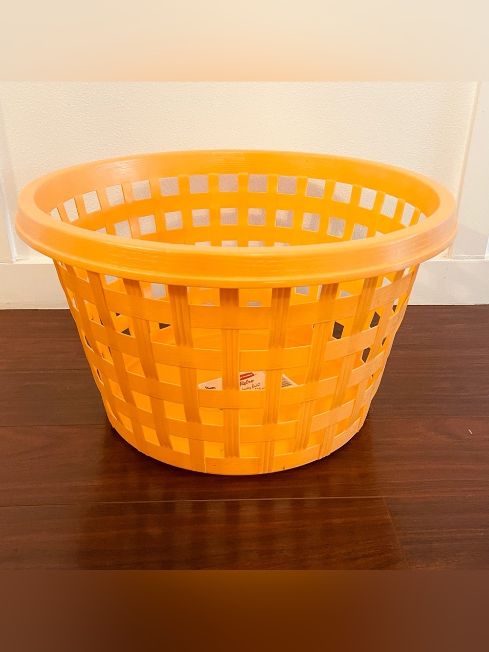 Rubbermaid Retro Orange Peach Rough Neck Weave Heavy Laundry Basket 2966